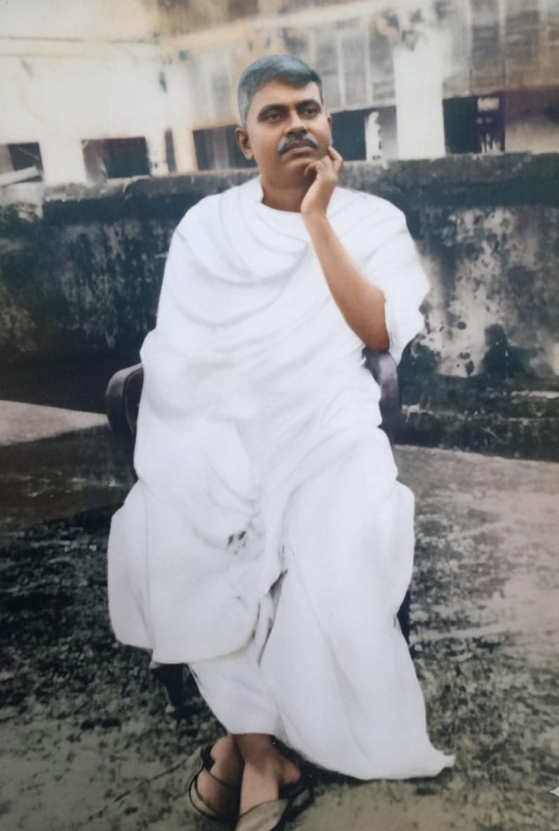 স্কুলের প্রতিষ্ঠাতা তারকনাথ মিত্র